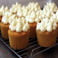carrot cake with maple-cream cheese frosting Recipe - (4.5/5)_image