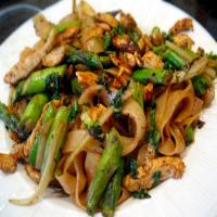 Chili Chicken With Asparagus image