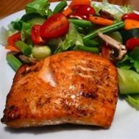 Melt-in-Your-Mouth Broiled Salmon_image