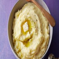 Garlic-Thyme Mashed Potatoes image