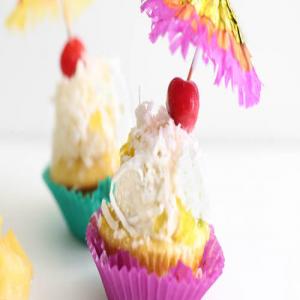 Piña Colada Ice Cream Cupcakes_image