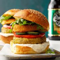 Falafel Chicken Burgers with Lemon Sauce_image