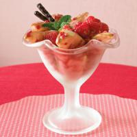 Poached Pears and Raspberries with Cinnamon and Cardamom_image