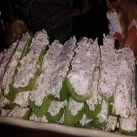 Super Easy Stuffed Celery_image