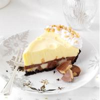 Chocolate & Peanut Butter Pudding Pie with Bananas image