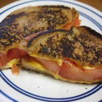 Nyte's Grilled Cheese image