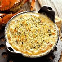 Crème de Brie® Champagne and Crab Gratin_image