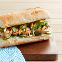 Grilled Vietnamese Chicken Sandwiches_image