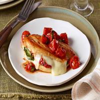 Basil Chicken with Roasted Tomatoes_image