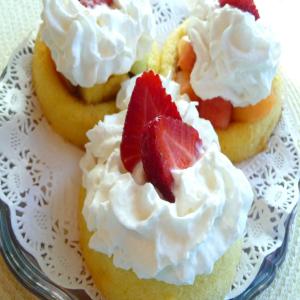 Individual Fresh Fruit Shortcakes With Cassis_image