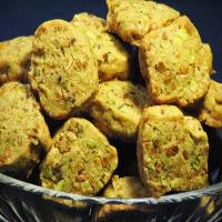Pistachio Cheese Wafers_image