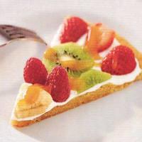 Fruit and Cookie-Crust Pizza image