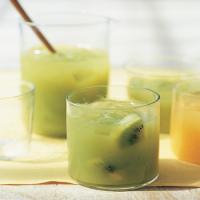 Fresh Kiwi-Grape Juice image