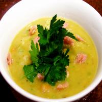 Pea Soup With Smoked Turkey Wings image