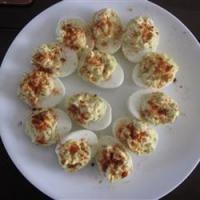 Deviled Eggs with a Dill Twist_image