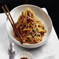 Char siu pork with egg noodles (keong chung cha siu lo mein)_image