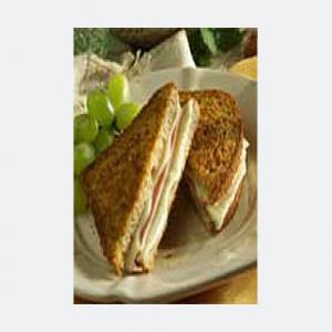 Easy Grilled Ham & Swiss_image