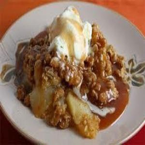 Maple Apple Crumble with Candied Bacon_image