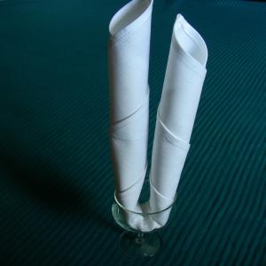 Serviette/Napkin Folding, Candle in a Wine Glass Fold_image