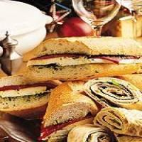 Roasted Pepper and Mozzarella Sandwich with Basil Puree_image