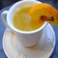 Hot Orange and Spice Tea with Almond_image