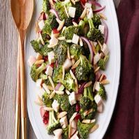 Broccoli-Pomegranate Salad_image