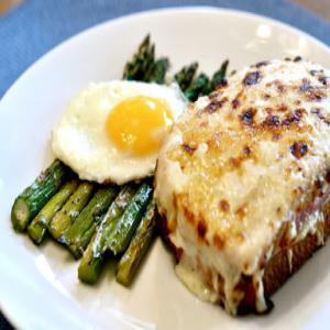 Croque Monsieur: Classic French Grilled Cheese_image