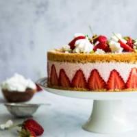 Strawberry Mousse Cake (homemade and delicious)_image