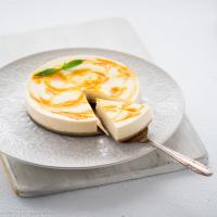 Instant Pot Eggless Cheesecake Mango and Coconut_image