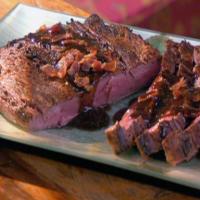 Grilled Flank Steak with Bacon Balsamic Glaze_image
