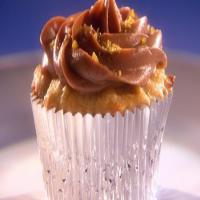 Caramelized Plantain Cupcakes with a Chocolate Hazelnut Cream Cheese Frosting_image