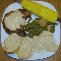 Southern Fried Pork Chops With Creamy Pan Gravy_image