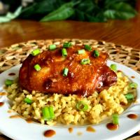 Spicy Honey-Peanut Baked Chicken Thighs image