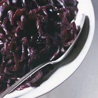 Spiced red cabbage with prunes image