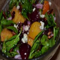 Roasted Beet Salad with Honey Dijon Vinaigrette_image
