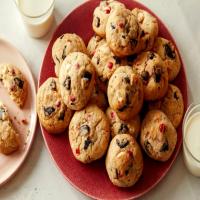 Peppermint Cookies-and-Cream Cookies image