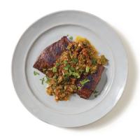Seared Skirt Steak with Garlicky Tequila-Lime Salsa Verde_image