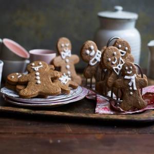 Vegan gingerbread cookies_image