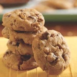 Butter Toffee Chocolate Chip Crunch Cookies image