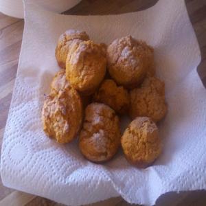 2 ingredient DELICIOUS pumpkin muffins!!_image
