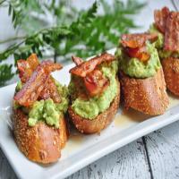 Avocado on Toast With Bacon and Maple Syrup_image