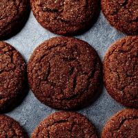 Chewy Molasses Cookies_image