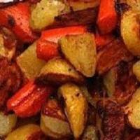Oven Roasted Potatoes and Carrots_image