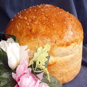 Beautiful Seeded Buttermilk Bread._image