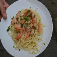 Garlic Butter Shrimp with Parsley_image