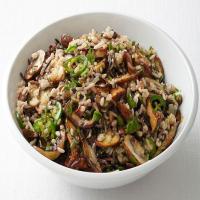 Spicy Wild Rice with Mushrooms image