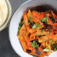 Spicy Eggplant and Pasta with Pancetta_image