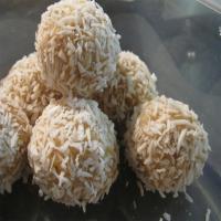 Coconut Rum Balls_image