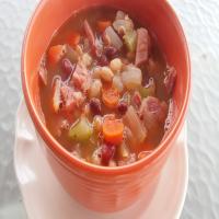 Super Leftover Spiral Ham and Bean Soup_image