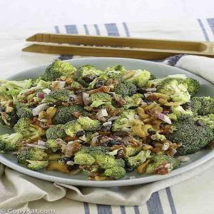 Recreate Sweet Tomatoes Joans Broccoli Madness Salad_image